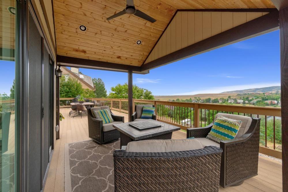 Outstanding Home, Incredible Views, Near Reservoir